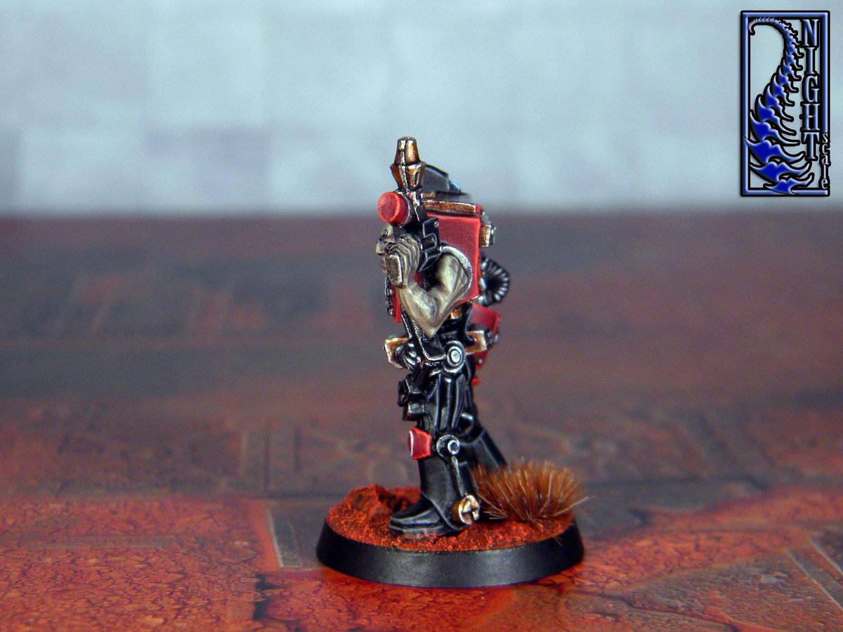 Nightscalestud1's tweet image. Servitor Bodyguard in the colors of Stygies VIII Forge World.
#nightscalestudio 
#AdeptusMechanicus 
#Servitor 
#Stygies8forgeworld 
#warhammer 
#warhammer40k 
#Oldhammer 
#miniaturepainting 
#paintingminiatures 
#paintingcomission 
#WarhammerCommunity