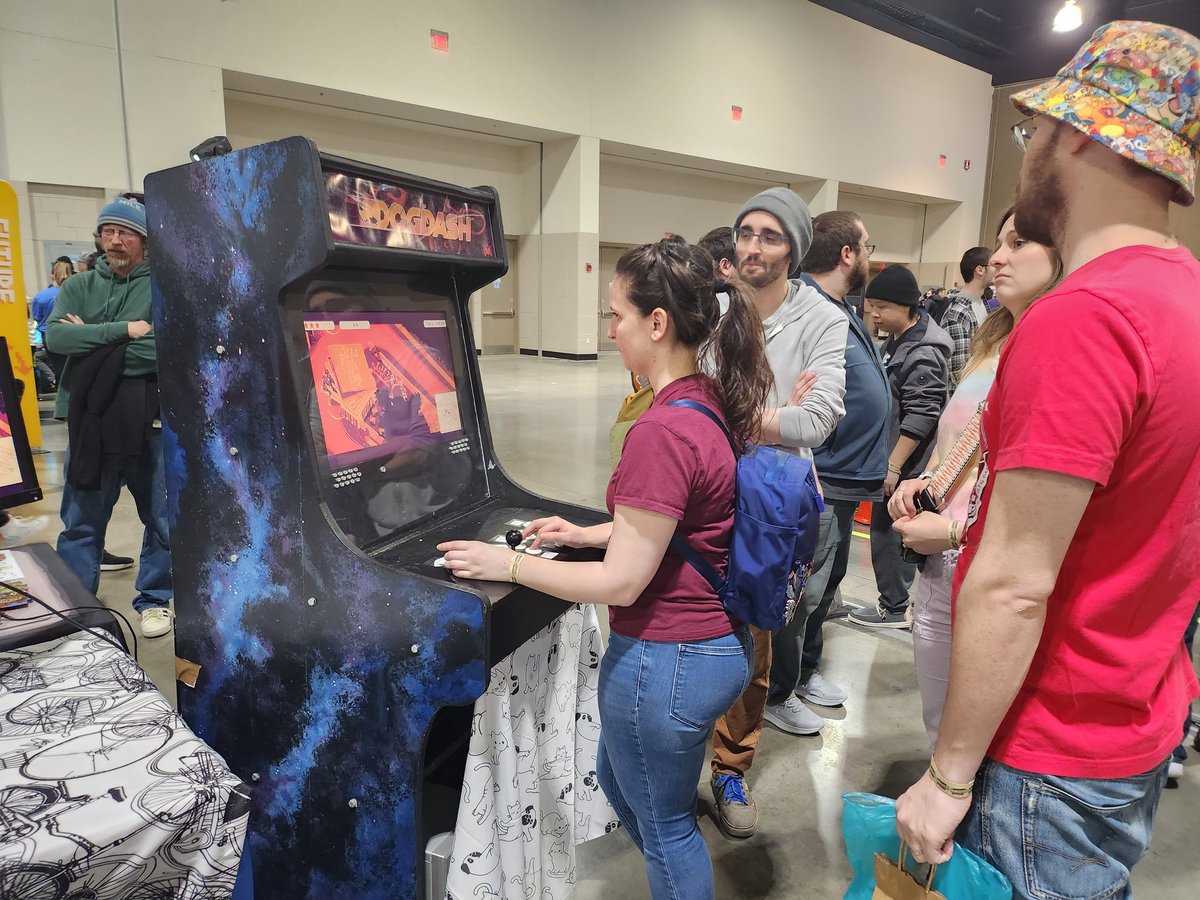 LazuliteTea's tweet photo. I have a table at the Midwest Gaming Convention at the Wisconsin Center in Milwaukee! Come and test out the alpha of DogDash! #pixelart #ドット絵 https://t.co/ATD5vdPx5S