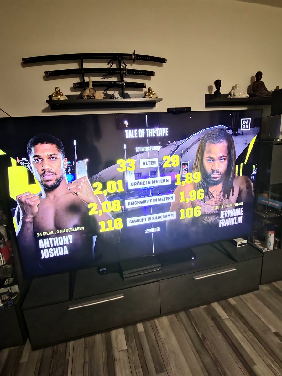 DeeBr90's tweet photo. Wir sind gespannt 🧐...und ihr so? @DAZN_DE
#DAZN #JoshuaFranklin #boxing https://t.co/JVsq5iLvh7