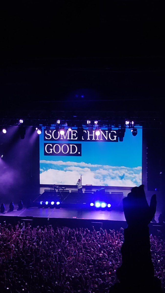 AnnaBrkrr's tweet photo. @porterrobinson  #pepsicenterwtc so Amazing https://t.co/vevMeg3iLz