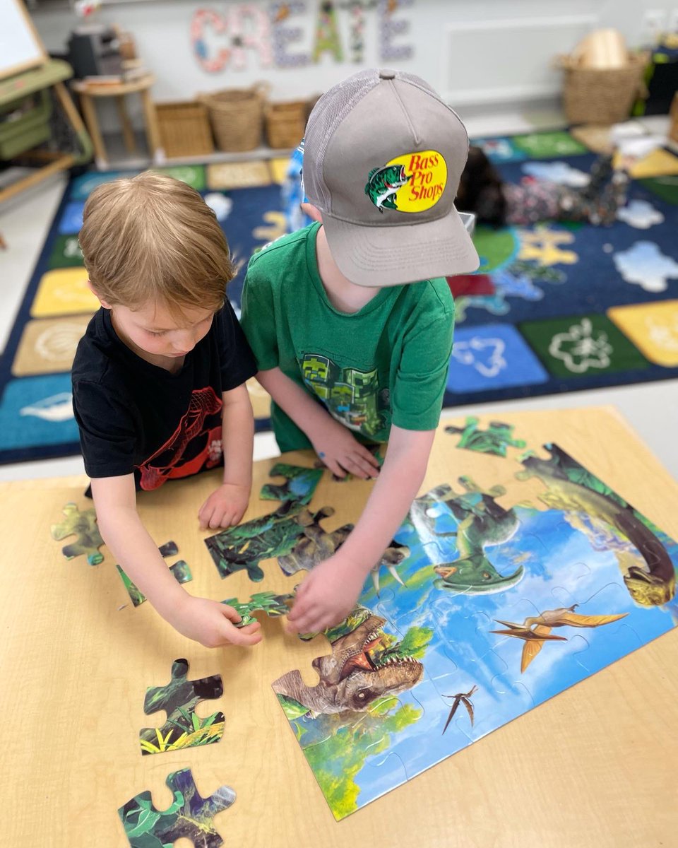 JoysofKinder tweet media