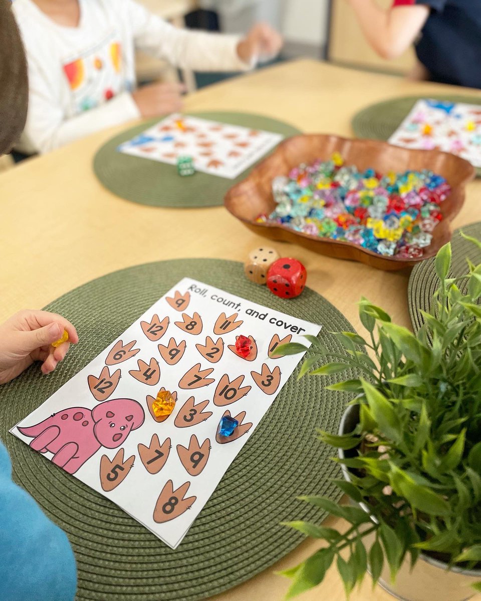 JoysofKinder tweet media