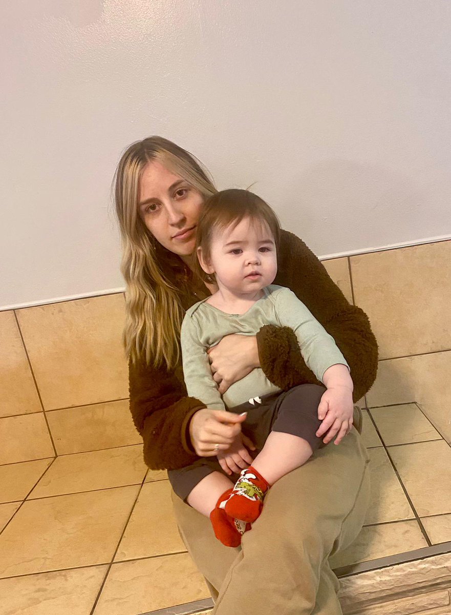 Email zap! Myriad is trying to evict a family with a baby at 130 Jameson! 

This Monday Apr 3, email Kyle and Steve Goldenberg from Myriad and tell them that they need to drop this eviction attempt and normalize the tenancy.  Stay tuned here for details. 🧵