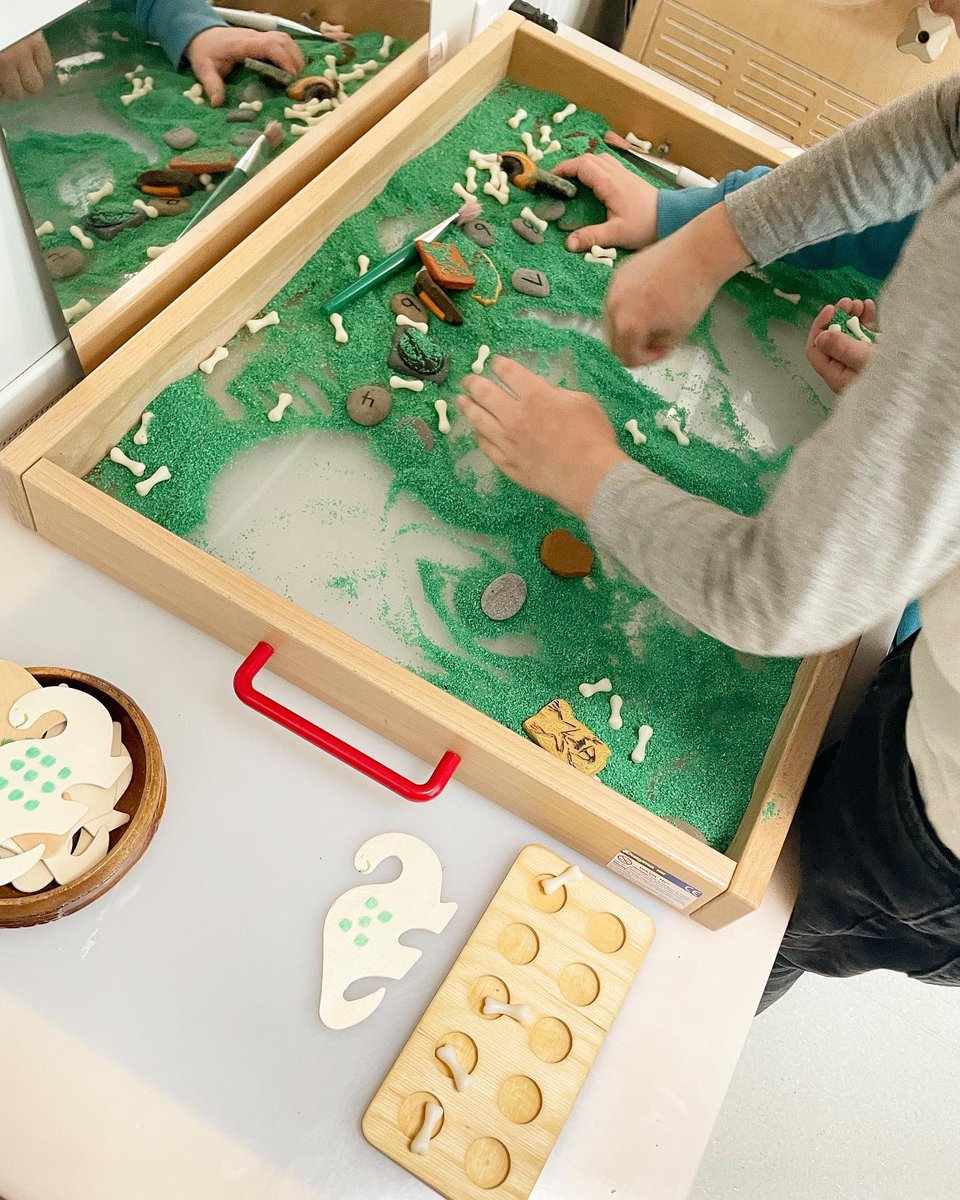 JoysofKinder tweet media