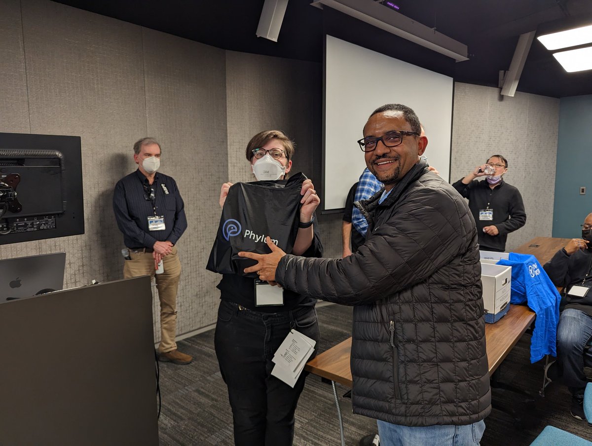 InternMike tweet media