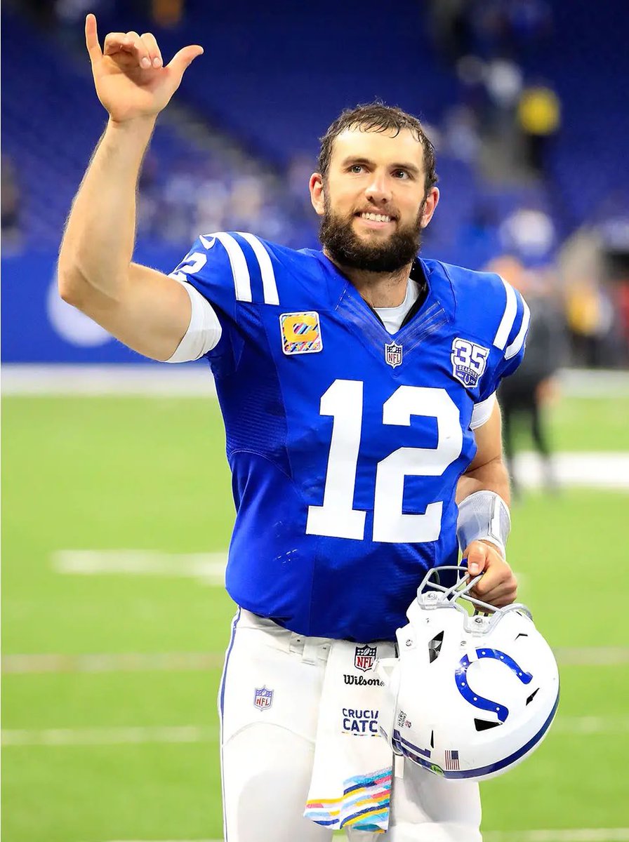 tehimself's tweet image. I can’t think of any that beat these top 5 #NFL #WhatIf #BillySims #SeanTaylor #RyanShazier #BoJackson #AndrewLuck