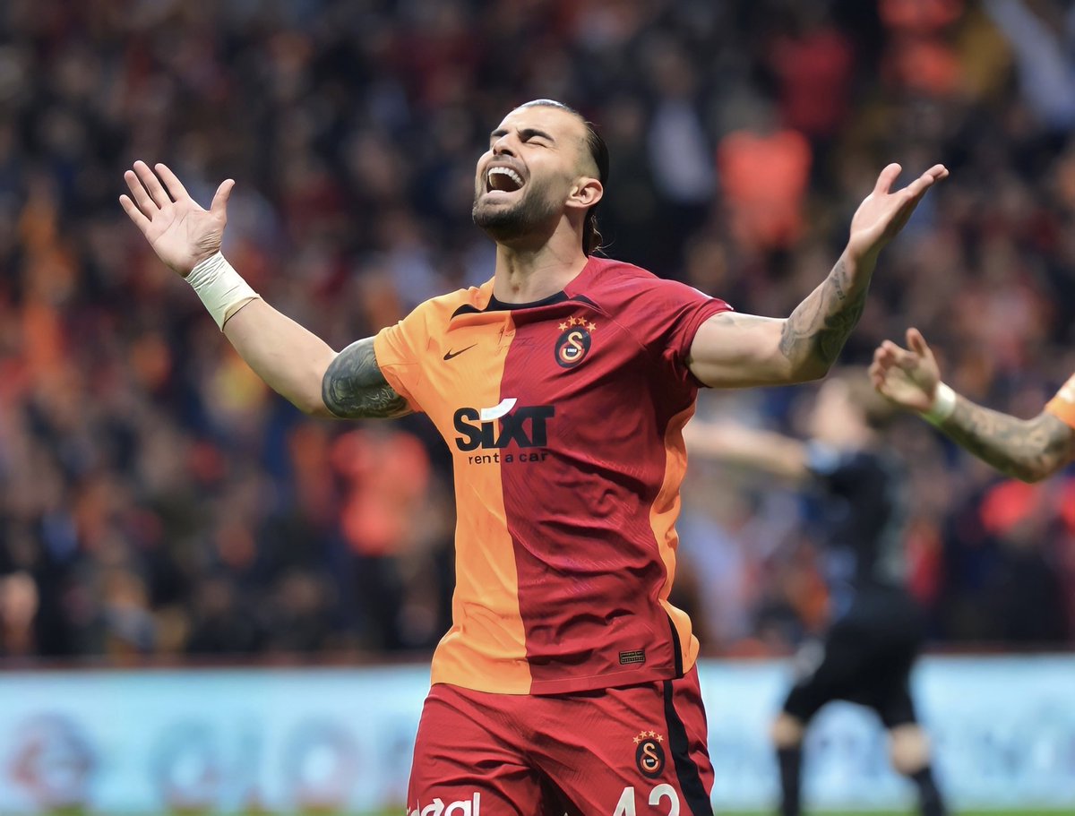 abdulkerimbard1's tweet photo. 💛❤️ https://t.co/qrAbkp6Hpg