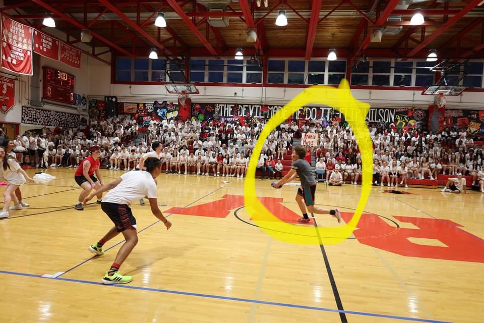 Joe Martin (@principalrvrhs) on Twitter photo Special moment at Red & White Night last night and not sure if everyone caught it. Red Team (Angels) skit reenacted #TheImmaculateReception by having Issac Jones, nephew of our beloved <a href="/francoharrishof/">Franco Harris</a>, catch the football! 🏈 ❤️ 🤍
#RVPride #FrancoHarris #RAWN Special moment at Red & White Night last night and not sure if everyone caught it. Red Team (Angels) skit reenacted #TheImmaculateReception by having Issac Jones, nephew of our beloved <a href="/francoharrishof/">Franco Harris</a>, catch the football! 🏈 ❤️ 🤍
#RVPride #FrancoHarris #RAWN