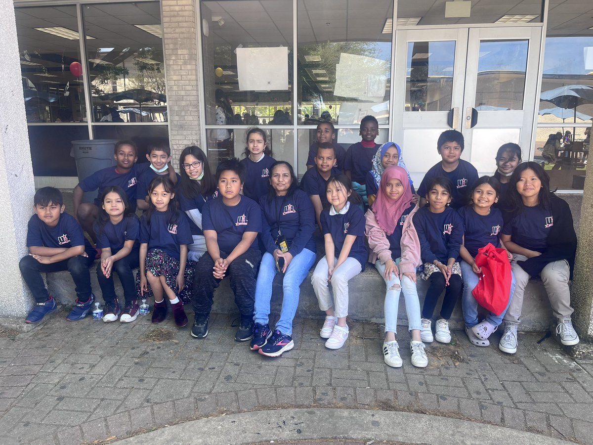 MsAugsteen's tweet photo. Having a blast at UIL today @dallasschools! 🏆🎉 We are so proud of our mustangs who competed in chess, creative writing, dictionary, number sense and spelling!! @ConradSchools @ConradandTJ_ES #gomustangs https://t.co/r2Mw9bipxm