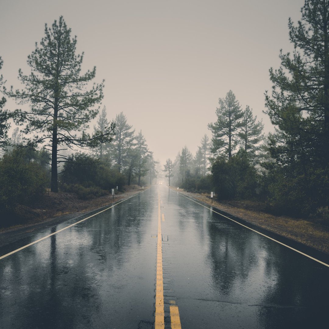 run_roulette's tweet photo. April showers bring May marathons.

#springrunning #rainyrun #racetraining #distancerunner #strava #garmin #instarun #runrouletteapp https://t.co/YIvkqFUBEK