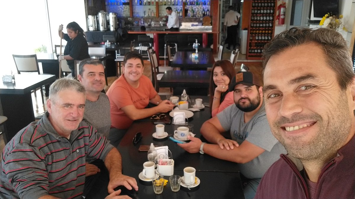 ggig74's tweet photo. Junto a Quique García, candidato a Concejal de #Centenario, recorrimos la ciudad con el claro objetivo de mejorar lo hecho y llevar el mensaje de @Rolo_Figueroa a todos los rincones de la Provincia.
Gracias por recibirnos
#JorgeAlberti2023
#Lista50
#Rolo2023
#IrilDiputado https://t.co/yyz8PFgUq6