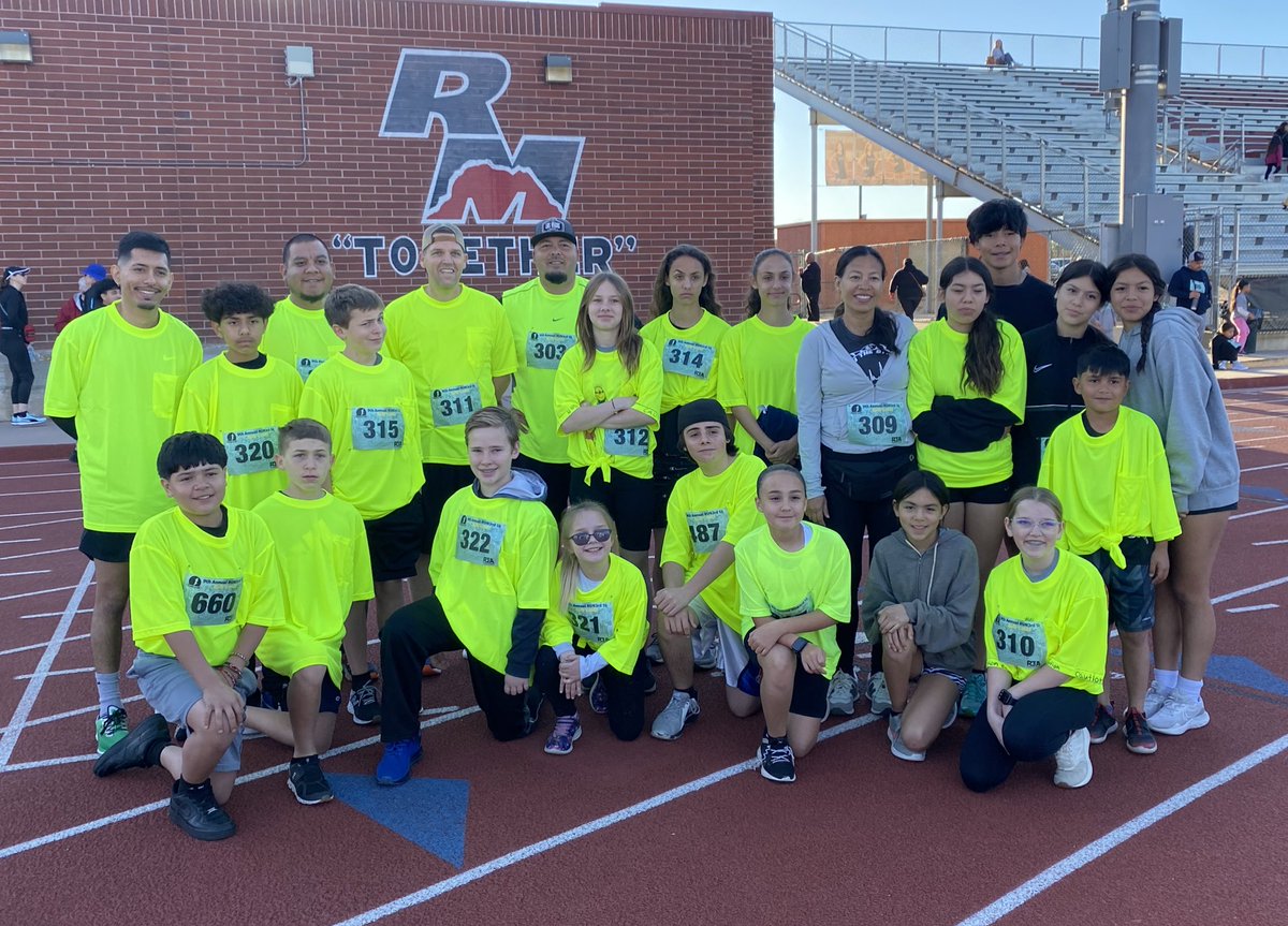 OTS_apparel's tweet photo. It was a great day for a 5K!
#only_the_strong_apparel in the community this morning for the #Run3rd5k @RUN3rdAlliance #run #race #AprilFoolsDay @SeanAstin #mpsaz @mpsaz https://t.co/L3u4TRuYhq