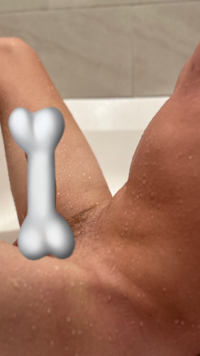 Lucasisreal4u's tweet photo. Help me get that bone off on my onlyfans 😩

https://t.co/xfIPBcgiW8 https://t.co/GqfK3d4RW8