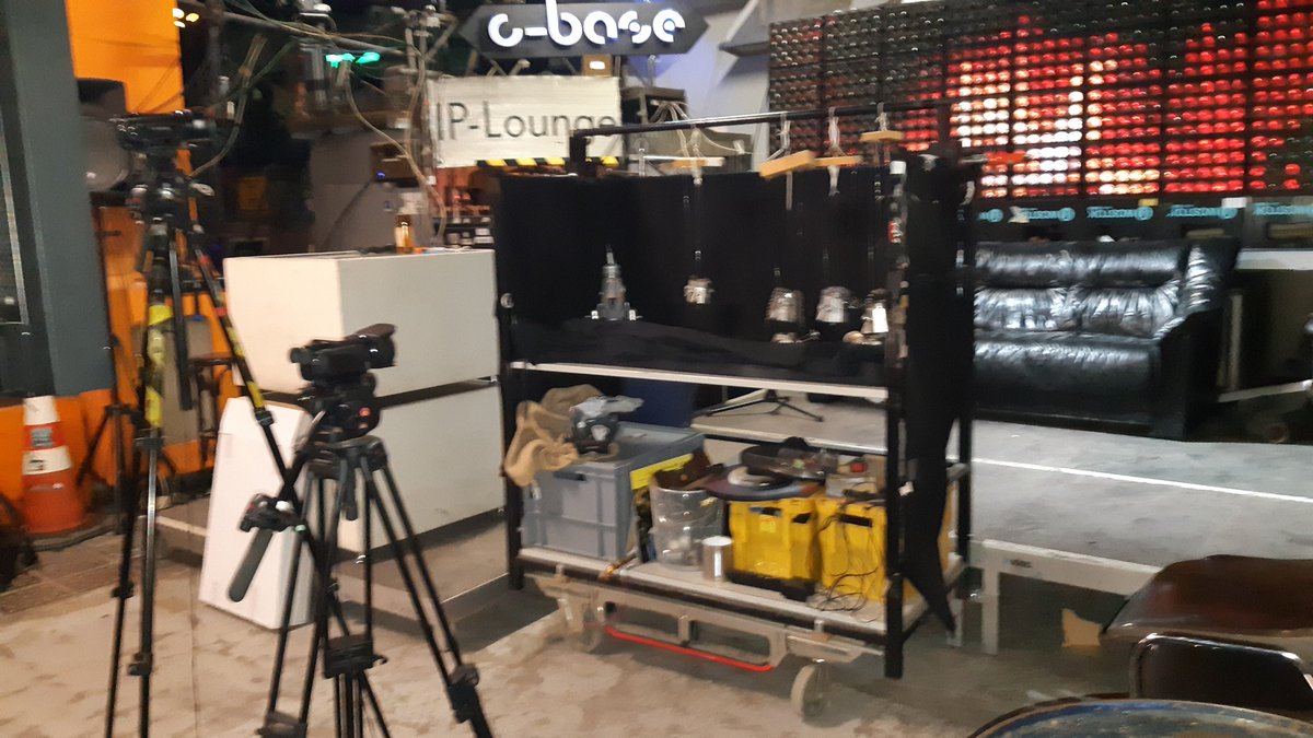 Coffeebots1's tweet photo. @HSGhent Haapy Birthday!
We wish you great #newline event!
Thanks for screening our movie. https://t.co/PBxLJweD0Q