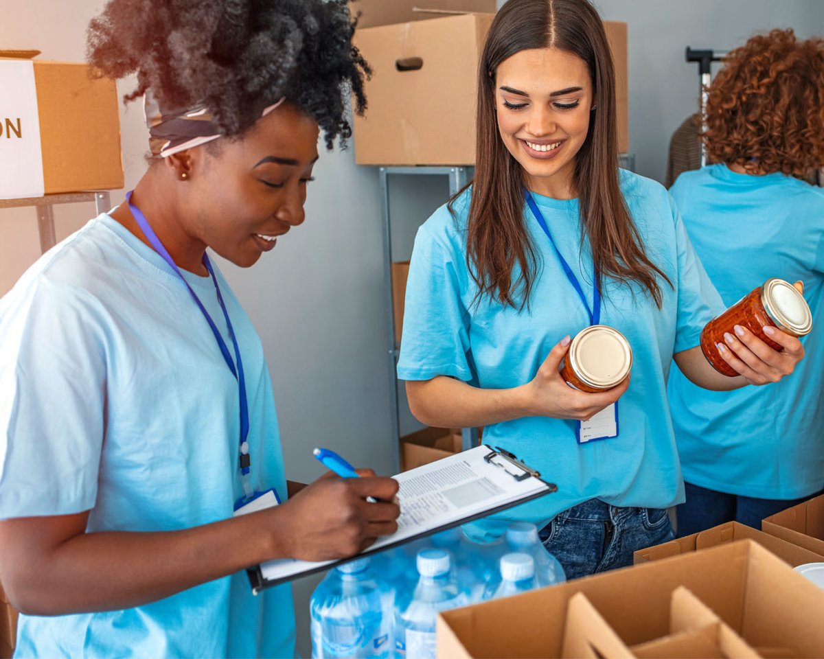 CityOfDallas's tweet photo. Help us empower those in need. Support our "Give Responsibly" campaign by supporting service providers with a proven track record of helping people experiencing homelessness.

Learn more: https://t.co/Otw6pRFOVR.

#GIVERESPONSIBLYDALLAS  #Text2Give #GIVERESPONSIBLY #CityofDallas https://t.co/AmNiGiNrIW