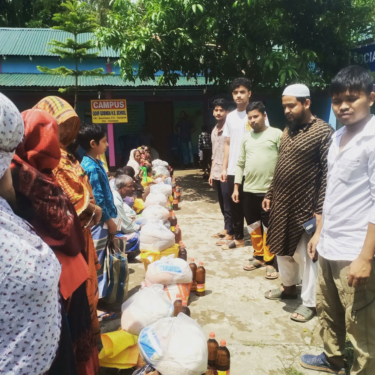 SWAkarimganj's tweet photo. Distributed Ramadan Food Kit Among the Poorest People of Bakarshal Nairgram GP https://t.co/yvwuj0FS6N
