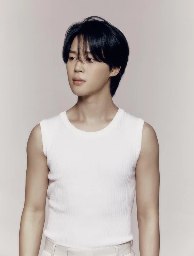 tracklist's tweet photo. Previsões finais apontam que Jimin se tornará o primeiro artista solo de K-Pop a atingir o TOPO da Hot 100 com “Like Crazy”. https://t.co/Acj2GWyzbT