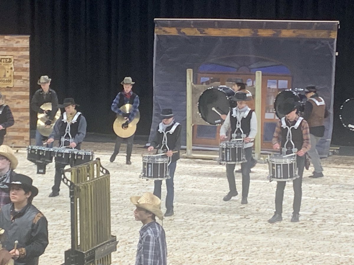 r8escjohn's tweet photo. Mater Dei HS Winter Percussion starts us off in PSA wit their ‘Wanted’ show 🤠🤠🤠🤠🤠😎🥁😎🥁😎
#indianapercussion #ipastatefinals #kidsBeingAWESOME #ipastate2023 https://t.co/BIqU3fLx9F