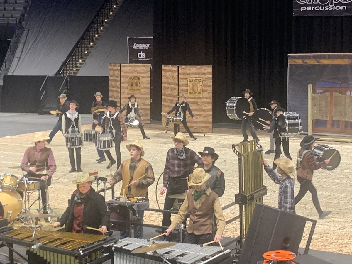 r8escjohn's tweet photo. Mater Dei HS Winter Percussion starts us off in PSA wit their ‘Wanted’ show 🤠🤠🤠🤠🤠😎🥁😎🥁😎
#indianapercussion #ipastatefinals #kidsBeingAWESOME #ipastate2023 https://t.co/BIqU3fLx9F