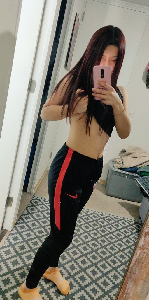 Dulce__Mya's tweet photo. Tbt
Esta semana comienza mi vida laboral 🎉🎉🎉 deseen éxito y abundancia porque lo mismo quiero yo para uds y voy pa' arriba 🤭😘

Mi cuenta de respaldo @leaybaby1 

Subiré contenido en mis páginas 
https://t.co/8pwexB65af
https://t.co/T3zaI8mXWv https://t.co/yeIXKgfg9W