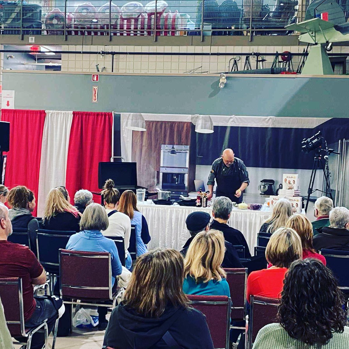 HamspringHS's tweet photo. @ChefCapra Live on the super stage! 

Plenty of great guests taking the stage this weekend!

#HamSpringHomeShow #Remax https://t.co/QDR1QmLR0L