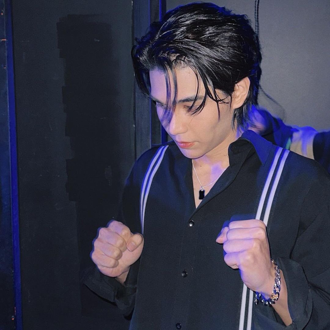 imxbabyboss's tweet photo. ✨🤍ขอบคุณที่ตอนดึก ๆเมื่อกี้ลงคลิป Final Demo นะ พี่รู้มั้ยแค่นี่ก็ทำให้หายคิดถึงไปได้นิดหน่อยจากที่คิดถึงทั้งวัน เอนเนอร์จี้ขนาดนี้ รู้เลยได้พักมาเต็มอิ่ม ชาร์จแบตเต็มแน่ ๆ วันนี้ก็ฝันดีอีกเหมือนเดิมนะคะ ☁️🎀
#Jeffynight
#JeffSweetDream
♡︎ ✨ @JeffSatur : ❥ #JeffSatur ✿🎀 https://t.co/37KJ90QWrh