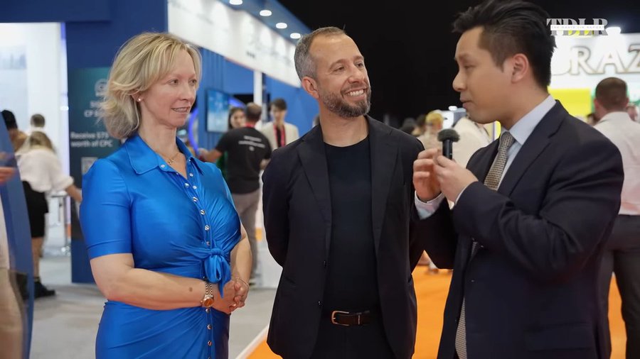SingularityDAO (@singularitydao) on Twitter photo SingularityDAO's <a href="/DotNever/">Marcello Mari</a> & <a href="/SingularityNET/">SingularityNET</a>'s <a href="/JanetAdamsAI/">Janet Adams</a> catch up with <a href="/davidlin_TV/">David Lin</a>!
They explore the latest advancements in #AI and how its integration with blockchain can unlock a new world of possibilities in #DeFi
Watch here ⬇️
youtube.com/watch?v=GogDyP…
#SDAO #AGIX #AGI SingularityDAO's <a href="/DotNever/">Marcello Mari</a> & <a href="/SingularityNET/">SingularityNET</a>'s <a href="/JanetAdamsAI/">Janet Adams</a> catch up with <a href="/davidlin_TV/">David Lin</a>!
They explore the latest advancements in #AI and how its integration with blockchain can unlock a new world of possibilities in #DeFi
Watch here ⬇️
youtube.com/watch?v=GogDyP…
#SDAO #AGIX #AGI