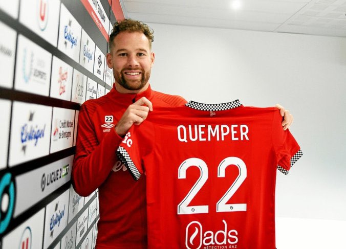 DonFcgb's tweet photo. [#Adversaire🧐]

❌ 5️⃣ joueurs de l’@EAGuingamp seront absents pour affronter les @girondins lundi 2️⃣0️⃣h4️⃣5️⃣ au #Roudourou :

🔴 @QuemperStephen 
🚑 @LMbesoh 
🚑 Baptiste #Roux
🚑 Pierre #Lemonnier 
🚑 Mehdi #Merghem 

[@TelegrammeSport]

#EAGFCGB #Girondins #Ligue2 https://t.co/Mu7JwBStTd