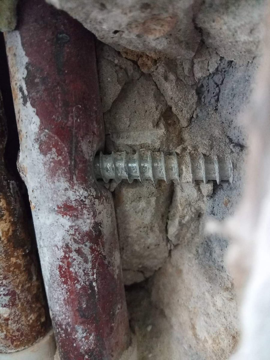NosArtisansODT's tweet photo. #nosartisansontdutalent
Chef du premier coup sans forcer 😷
#travaux #batiment #percage #plomberie #electricite https://t.co/idBq4sn9SI