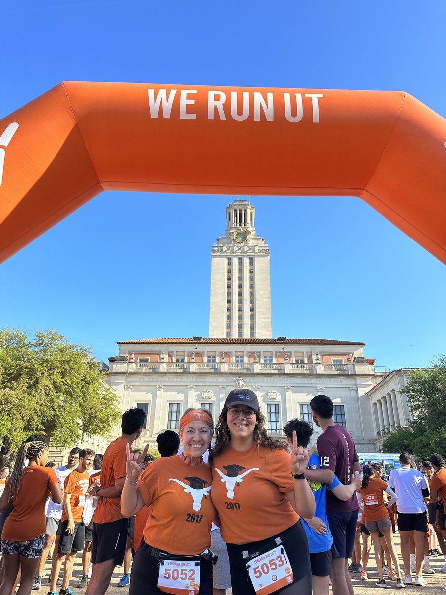 __ariinthelab's tweet photo. My first year (2014), I ran alone. But my mom has joined in every year since then! So this is our 8th #longhornrun together #werunUT #familiaestodo https://t.co/6OeCB51It4