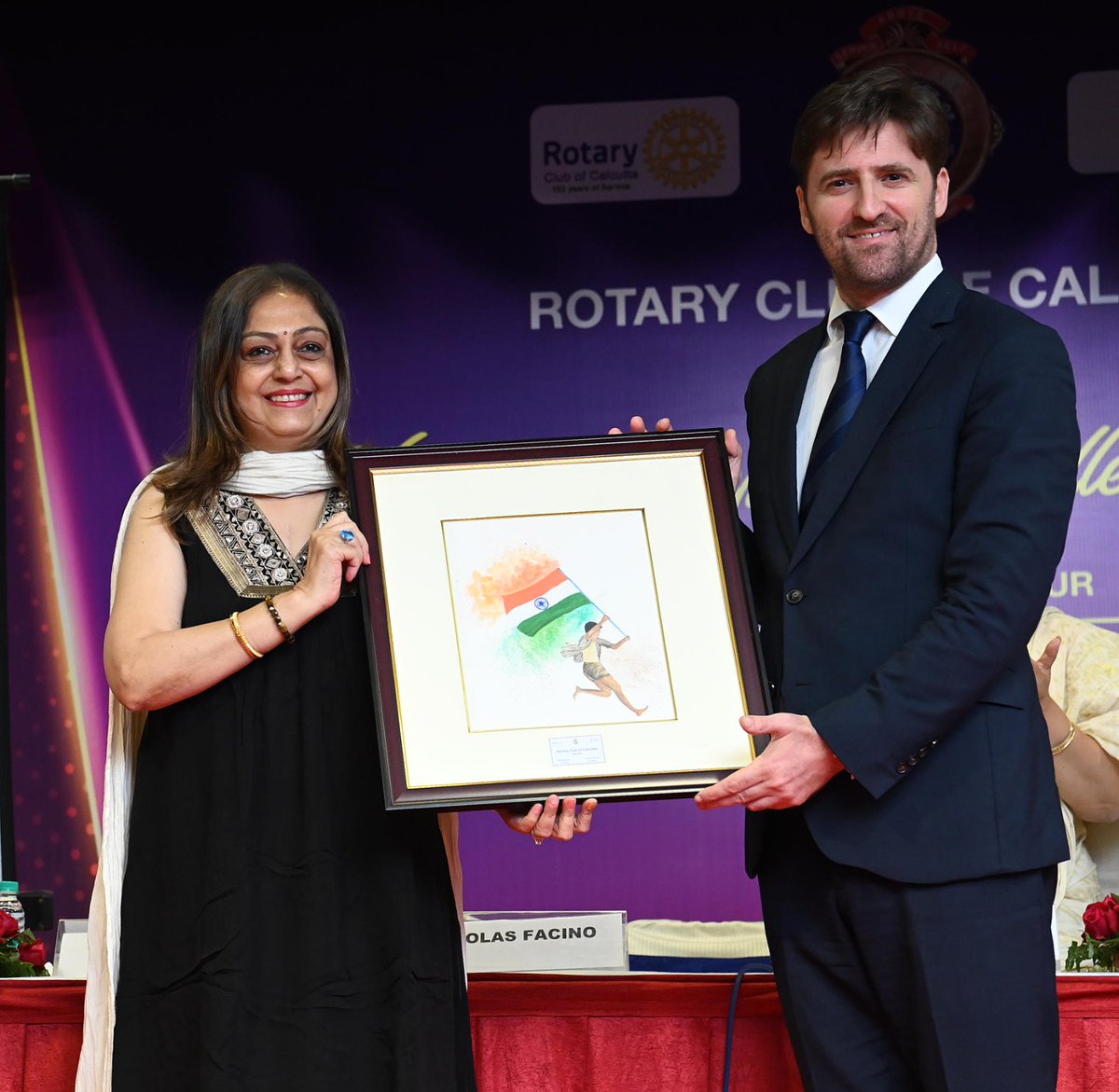 On Mar 28, the Programme Chairperson of Rotary Club of Calcutta, Ms. Renuka Shah welcomed Mr. Facino as the guest of honour at The Rotary Vocational Service Excellence Award meet that celebrates the efforts made in areas of Vocational Service to train and empower job seekers.