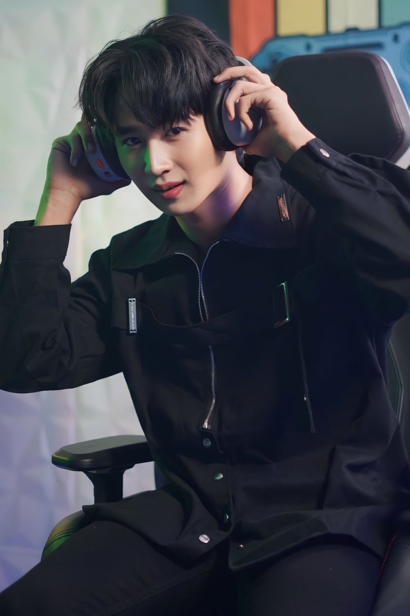ninetae9's tweet photo. สอนเล่นเกมส์หน��อยค้าบบบบบบบบบบ https://t.co/rQAVr59Pta