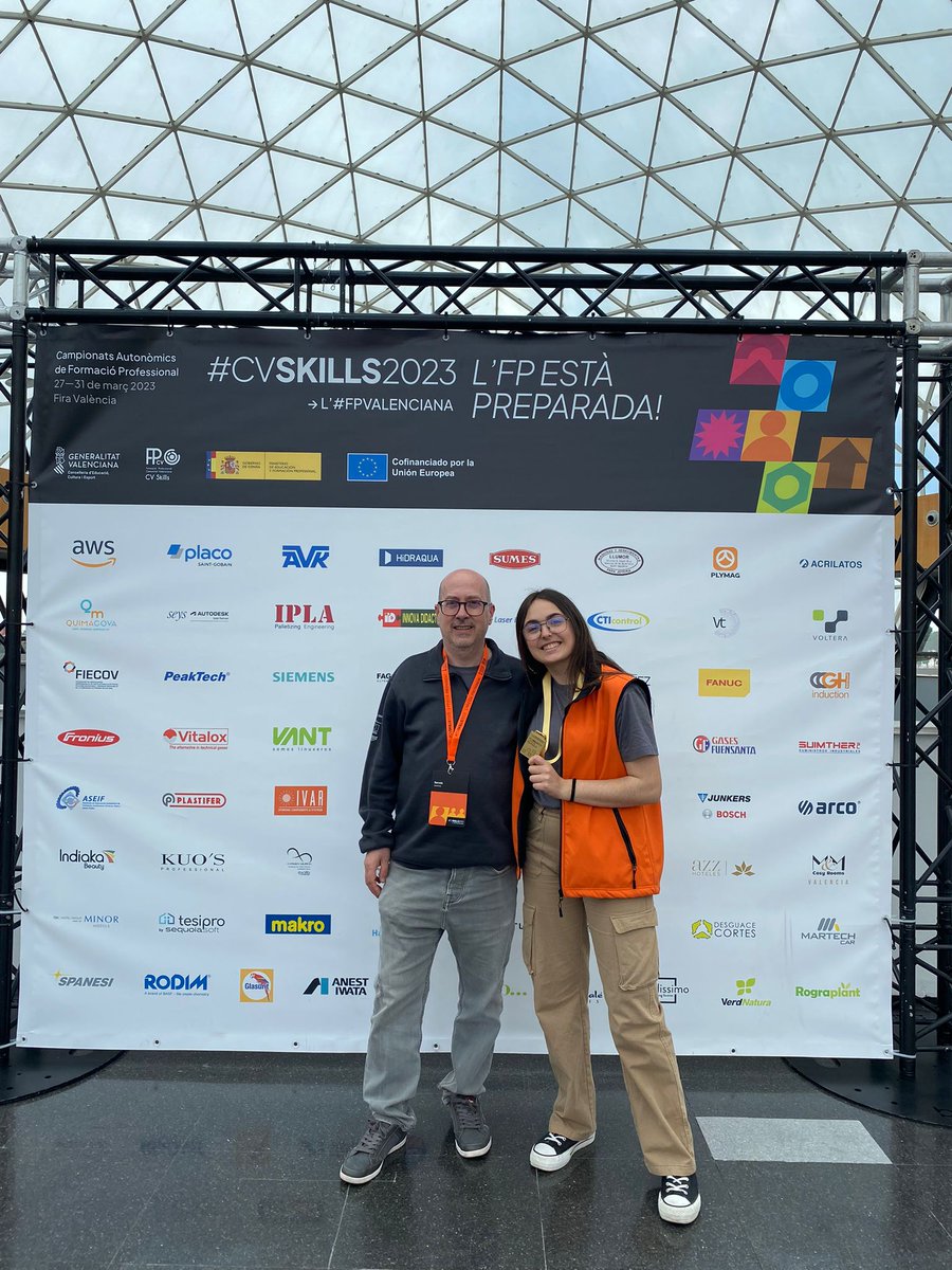 CIP_FP_Batoi's tweet photo. 🥇
Medalla d’or al Skill d’Atenciò Sociosanitària i Cures Auxiliars d’Infermeria 

https://t.co/SUiAqfVczI 

#formacioprofessional #batoifpinnova https://t.co/ihKcp7056h
