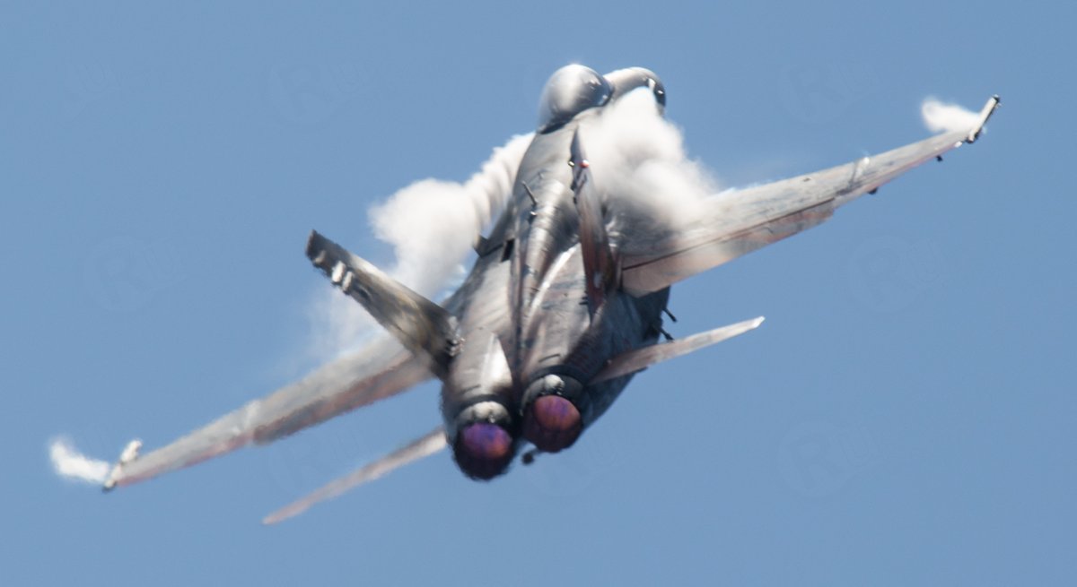 rseriol's tweet image. Pull Up, Pull Up

#dPSFlight #dPSWeeklyChallenge