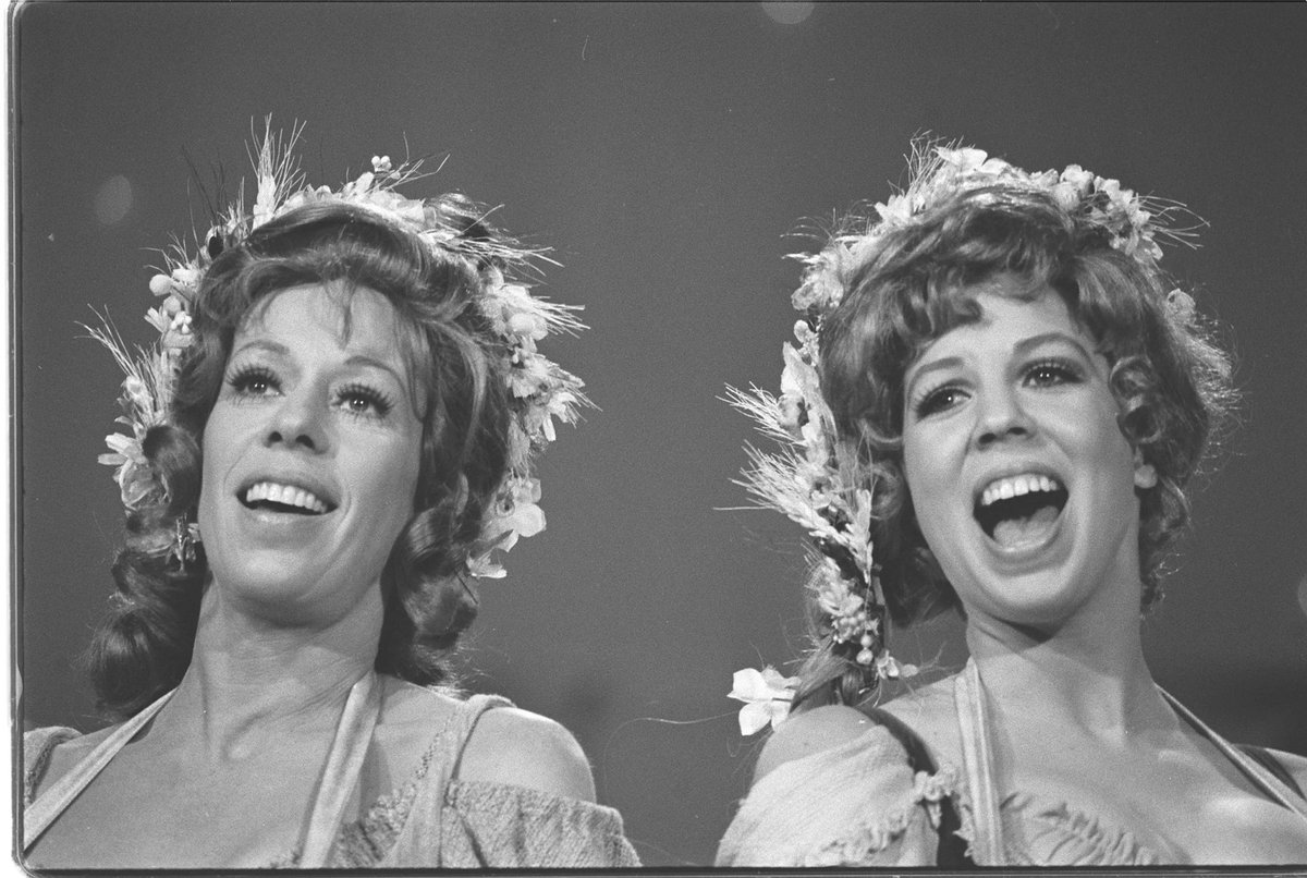 kiki2u's tweet photo. @HardyRadio Growing up I thought Carol Burnett and Vicki Lawrence were the same person… I was SHOOK when I saw them together.  I thought they were pulling a Parent Trap on me. https://t.co/Sx9VicxoZO