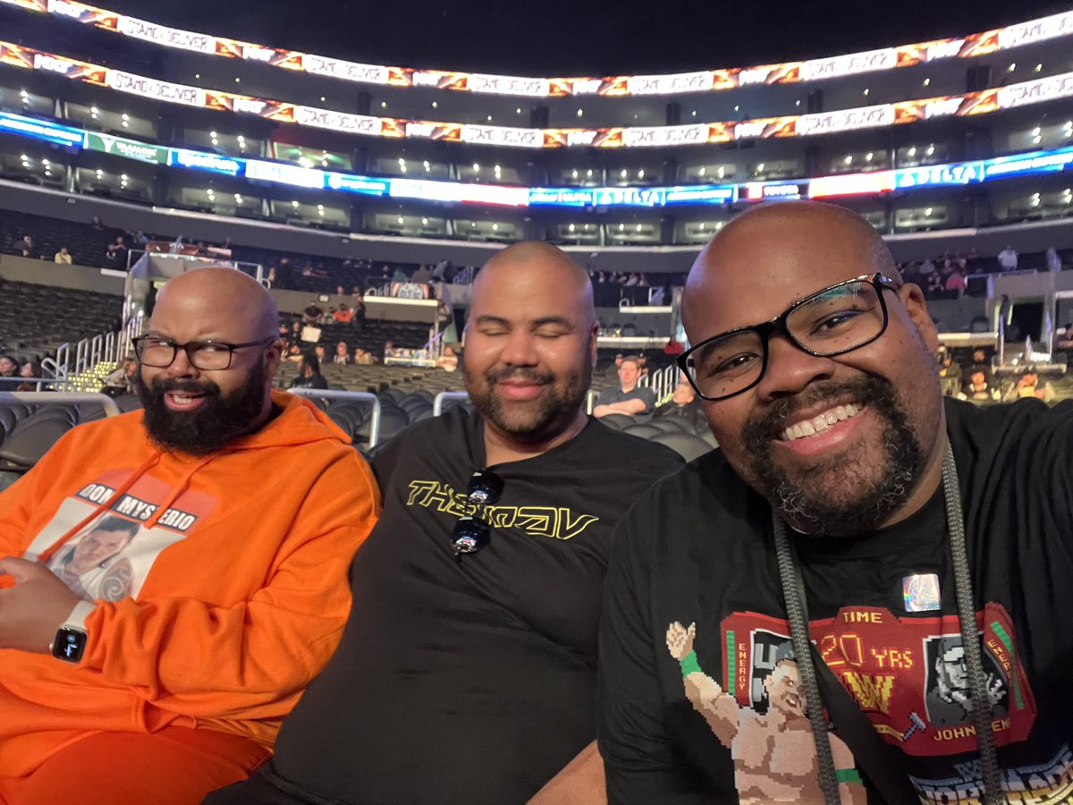 SharpiesNetwork's tweet photo. Da Sharpshooters are in the arena #NXTStandAndDeliver https://t.co/DtFGSlGAVv