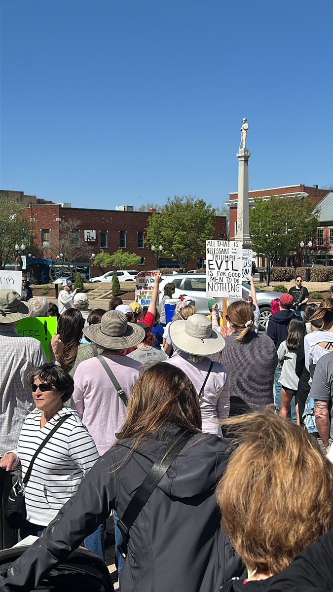 MistyKrasawski's tweet image. Rally for common sense gun control in Franklin, TN . Listening to these students, parents, and teachers is moving and overwhelming. We have to do something. #GunControlLawsNOW