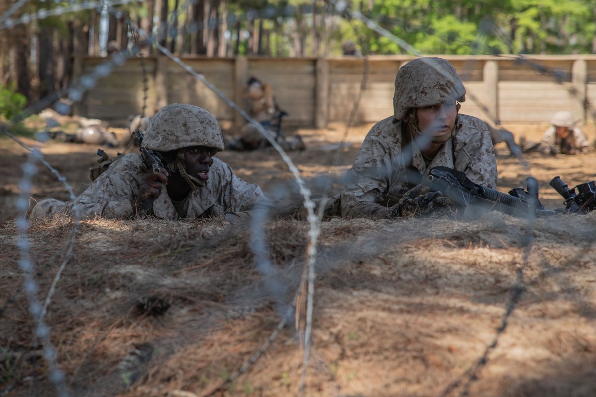 USMC's tweet photo. #Recruits complete the Day Movement Course during Basic Warrior Training aboard @MCRDPI, March 29.
Basic Warrior Training is a week-long training event teaching recruits the basics of combat survival and rifle maneuvers.
#RecruitTraining #USMC247 https://t.co/THGlIsuiP7