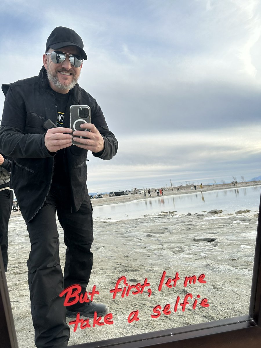 slowjamastan's tweet photo. Sultan, Rescue Rick, Press Secretary @timrichards915 - Bombay Beach.

#slowjamstan #bombaybeach https://t.co/GFNhYGNrwx