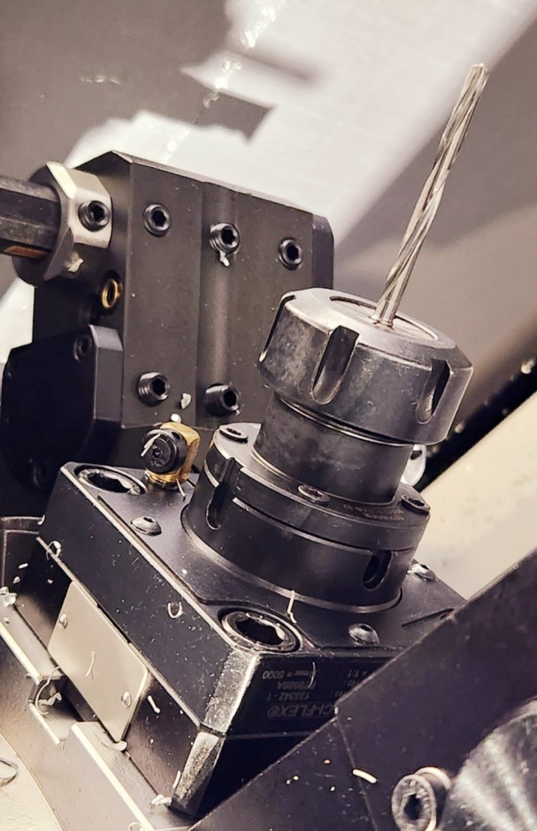 EPPINGER_USA's tweet image. PRECI-FLEX in Action.

Why stack tolerances?

With the Eppinger PRECI-FLEX Adapter System you can use a Type 01 adapter to achieve the length and rigidity needed for your application.

#livetooling #eppinger #exsysautomation #cncturning #cncmachining  #modulartooling