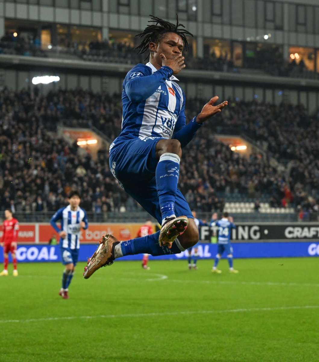 Francin64203741's tweet photo. Oh oh oh oh les buffaloooo!!
#Giftgoaaaal 💪👍💙🤍🥳🥳🥳🥳🥳🥳🥳🥳🥳🥳🥳
#cergnt
#kaagent 
#Buffaloooo 
#cobw https://t.co/EJ28b8Y8du