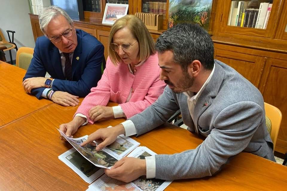Ayuntamiento de Cervera de Pisuerga tweet media