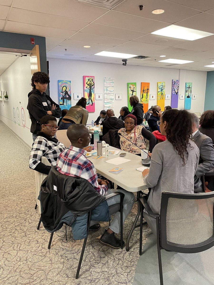 OCSB_BEN's tweet photo. Amazing conversations happening right now with parents and OCSB staff members!🗣🗣
@OttCatholicSB @TDOttawa @StPiusXOCSB @ocsbequity https://t.co/l8Ytf0vNBX