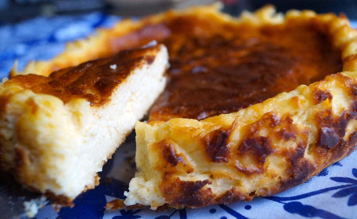 Clauraz's tweet photo. Ya tenemos nuevo video en nuestro canal de youtube, honestamente es de nuestros favoritos 😅
https://t.co/x44yB8vEJ0
#tartadequeso #pasteldequeso #tartadequesolaviña #tartadequesofacil #pastelvasco #paydequeso #emprende #recetaeconomica #recetadepostres #delicioso #tutorial https://t.co/sJnLiVgdgB
