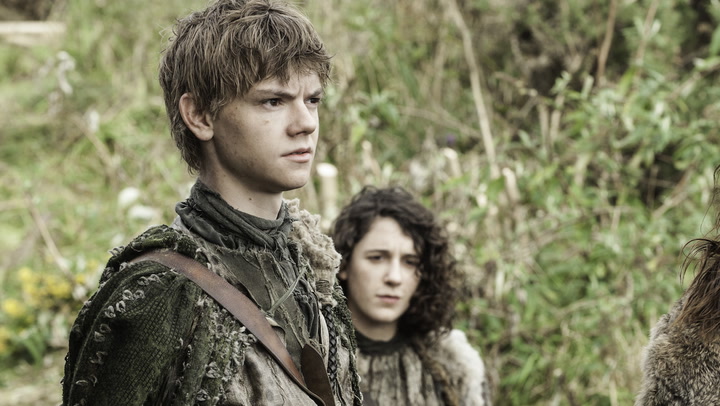GameofThronesB4's tweet photo. ジョジェン・リード

ブランが森で出会う少年。ブランと同じ縁視力を持つ。ブランの力を訓練し、北の森の三つ目鴉の元へ連れる使命を背負っている。姉のミーラと共にブランを導く。三つ目鴉の洞窟の目の前で亡者の群に襲われ��死亡する。

#gameofthrones #ゲームオブスローンズ https://t.co/kNtWZj9znh