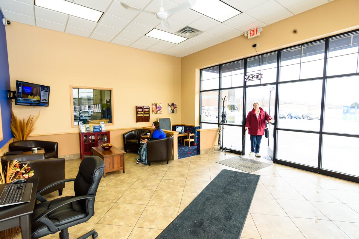 Honest1Auto_MN's tweet photo. At Honest-1 Auto Care 🚗, we are passionate about our customers and providing top-quality service that you can always rely on ⭐️. Whether you need regular maintenance or repairs, we have got you covered! 😊👍 #Honest1AutoCare #TrustedService #CustomerAppreciation #AutoMaintenance https://t.co/Wh9aPwMOSQ
