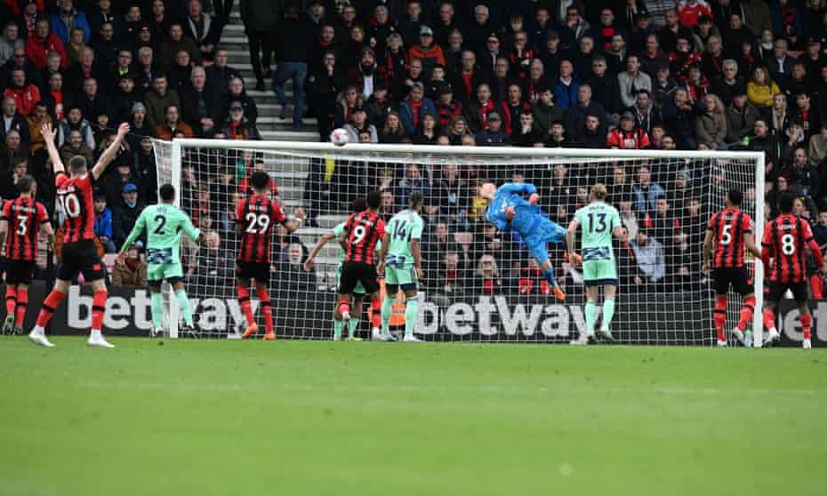 _conormullan's tweet image. Ryan Christie sees the future before we do. #afcb #BOUFUL