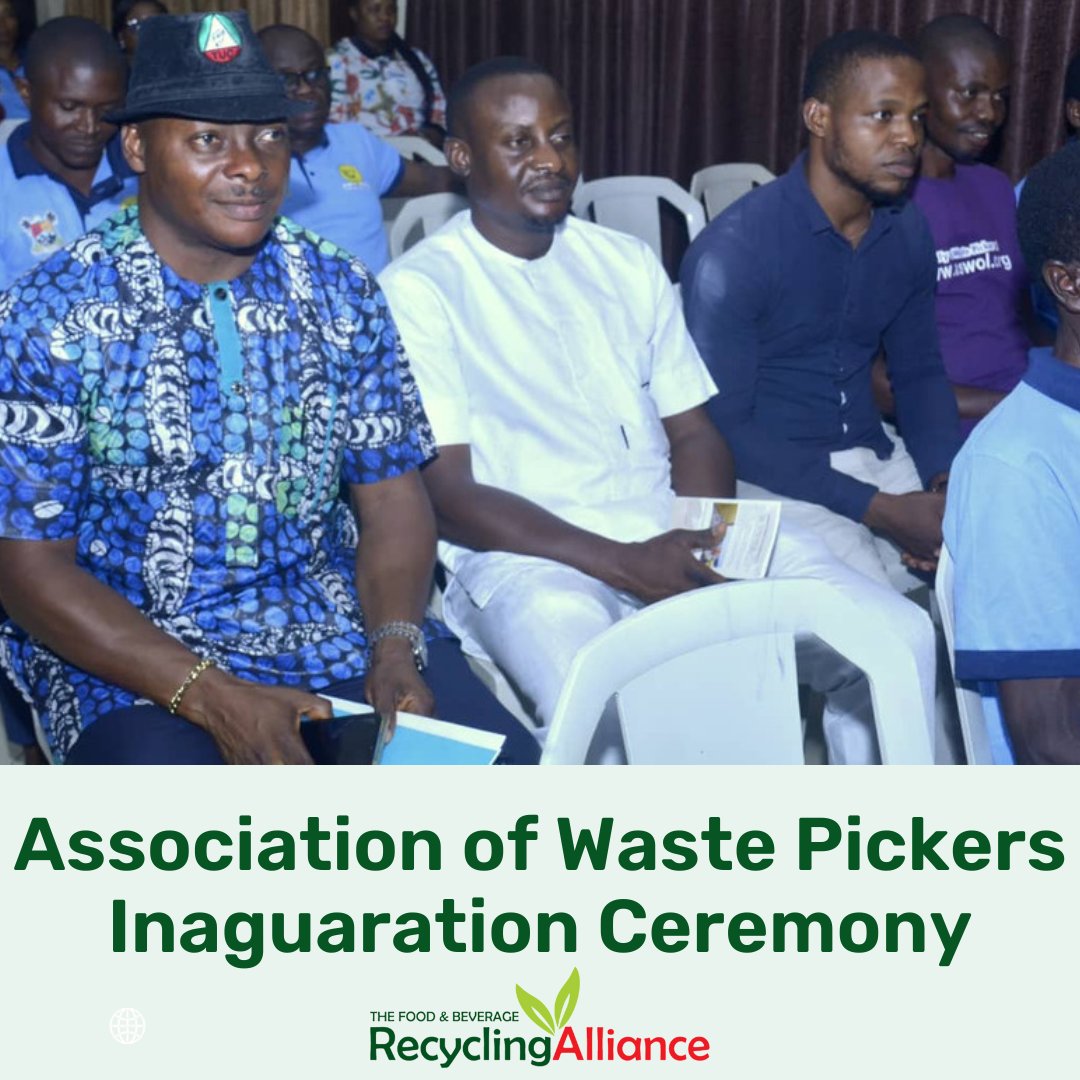 fbralliance's tweet photo. At the Association of Waste Pickers of Lagos inauguration ceremony, 29th of March 2023

#LetsMakeWasteValuable #FBRA #FBRAlliance https://t.co/RaLkKm0J5E