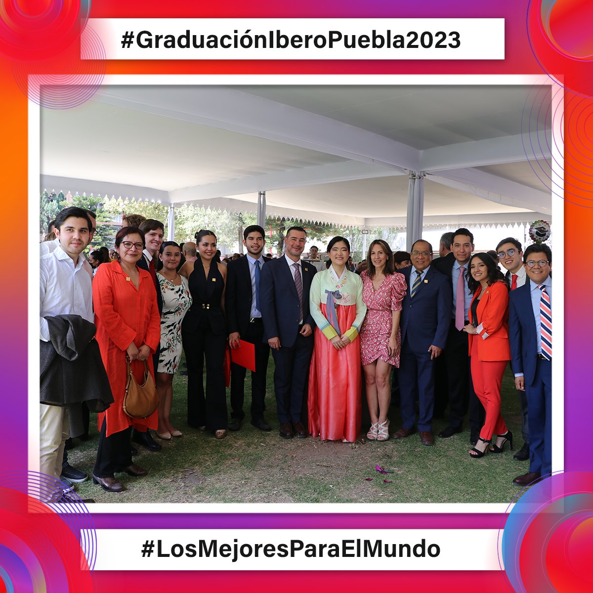 IberoPuebla's tweet photo. 📷Encuentra todas las imágenes de la #GraduaciónIberoPuebla2023 en: https://t.co/CAV86hh5GG https://t.co/QtQSXxdmkP