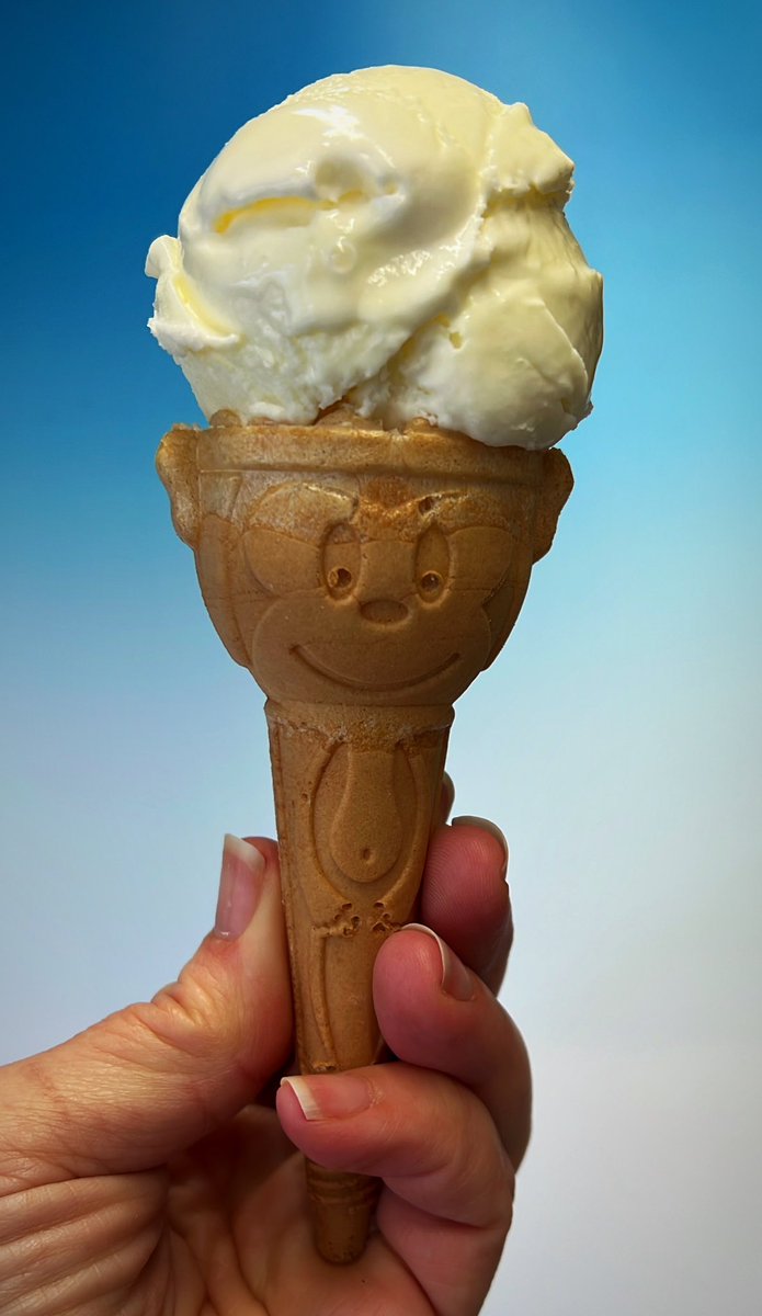 A fabulous first day with our brand new Scoop Hut  situated at <a href="/AbakhanFabrics/">Abakhan</a> Mostyn!! Pay us a visit soon🤩🍦☀️ Open Wednesday - Sunday 11am - 4pm from April - September 🤩